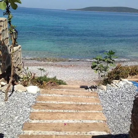 Holiday home Size Ozel Plajli Ev *